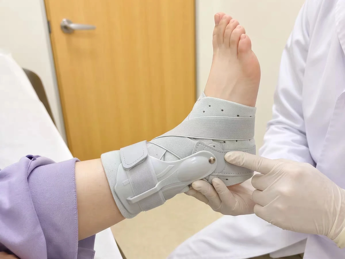Ankle Brace Features